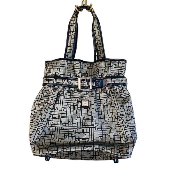 Diane Von Furstenberg DVF Large Logo Laptop Pocket Randa Travel Tote Bag NWOT - Picture 15 of 15